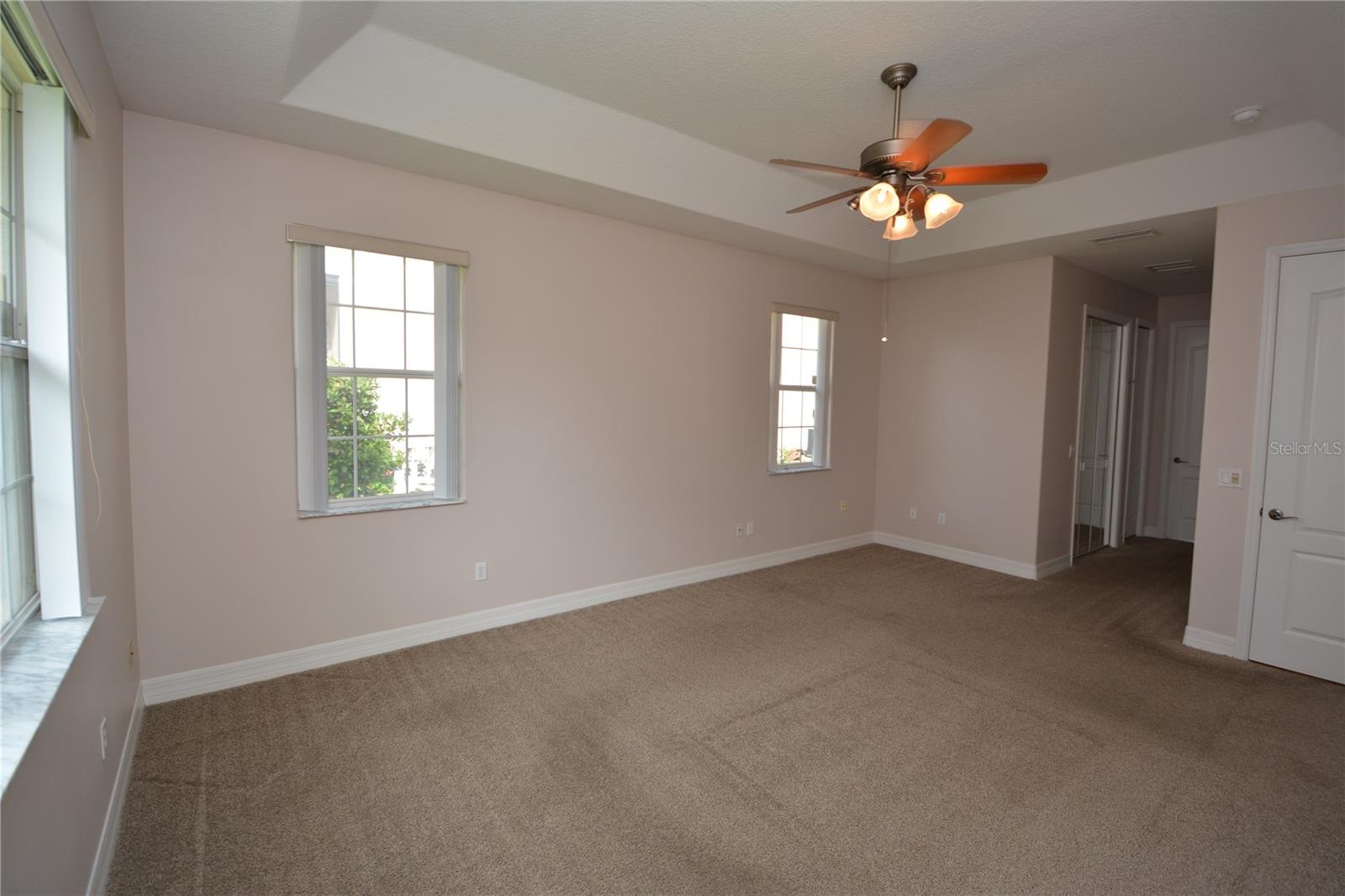 FOREST GROVE BUS CENTER - Residential Lease