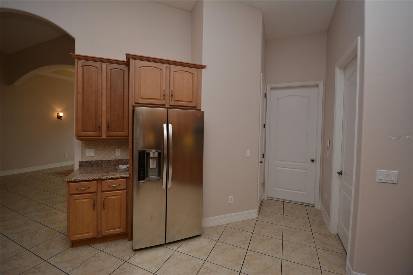 FOREST GROVE BUS CENTER - Residential Lease