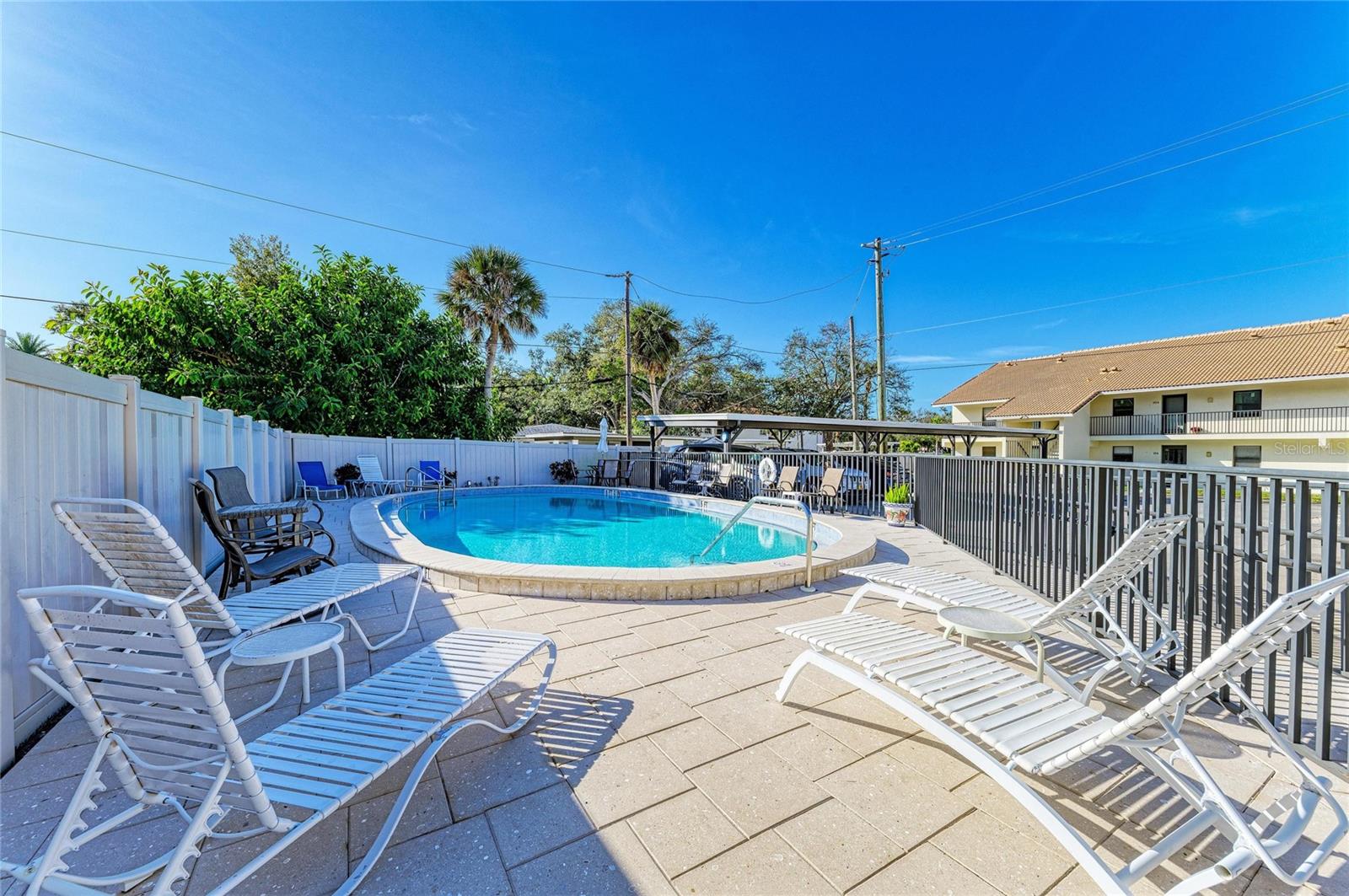 LA BRISA - Residential