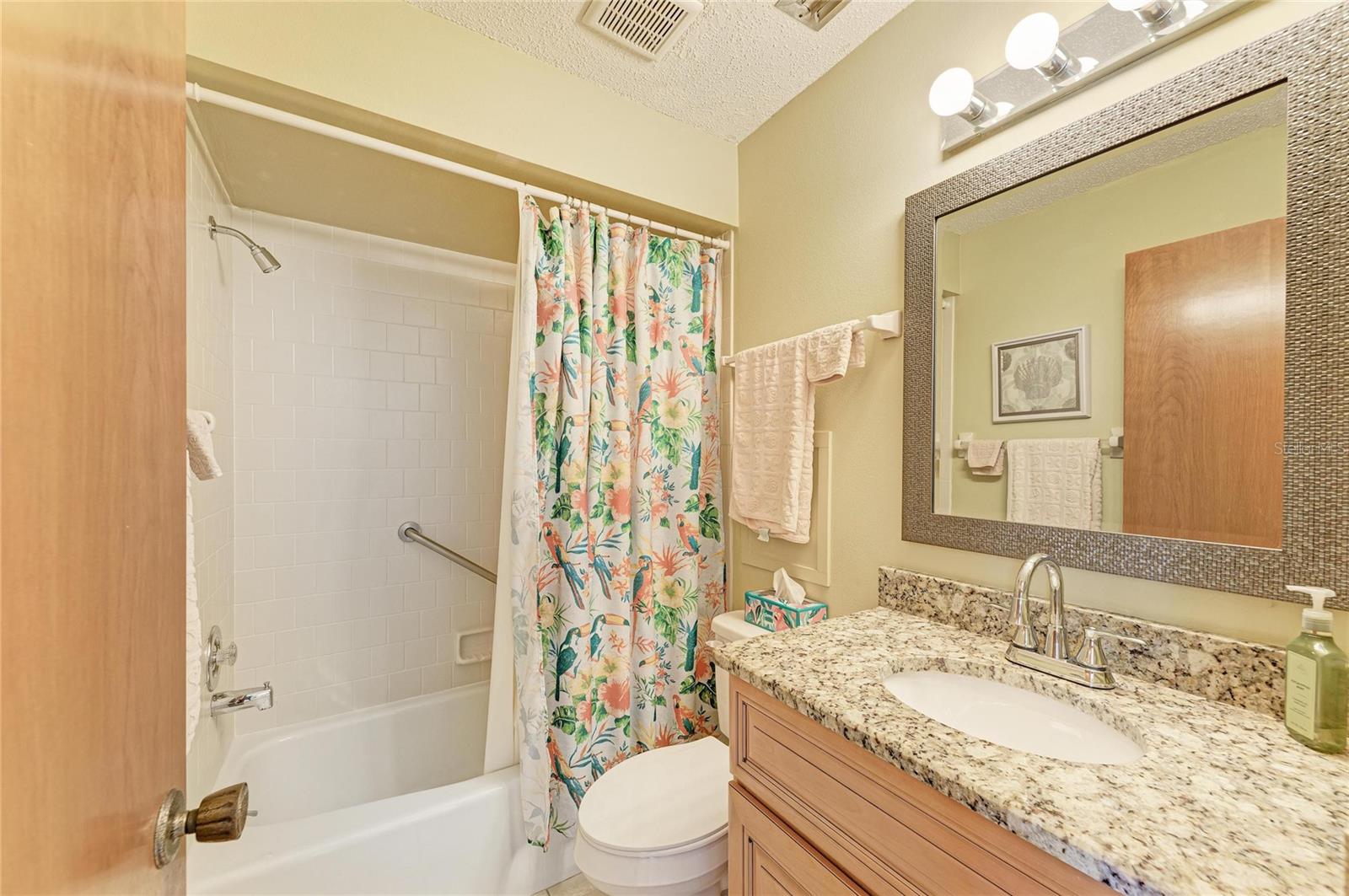 LA BRISA - Residential