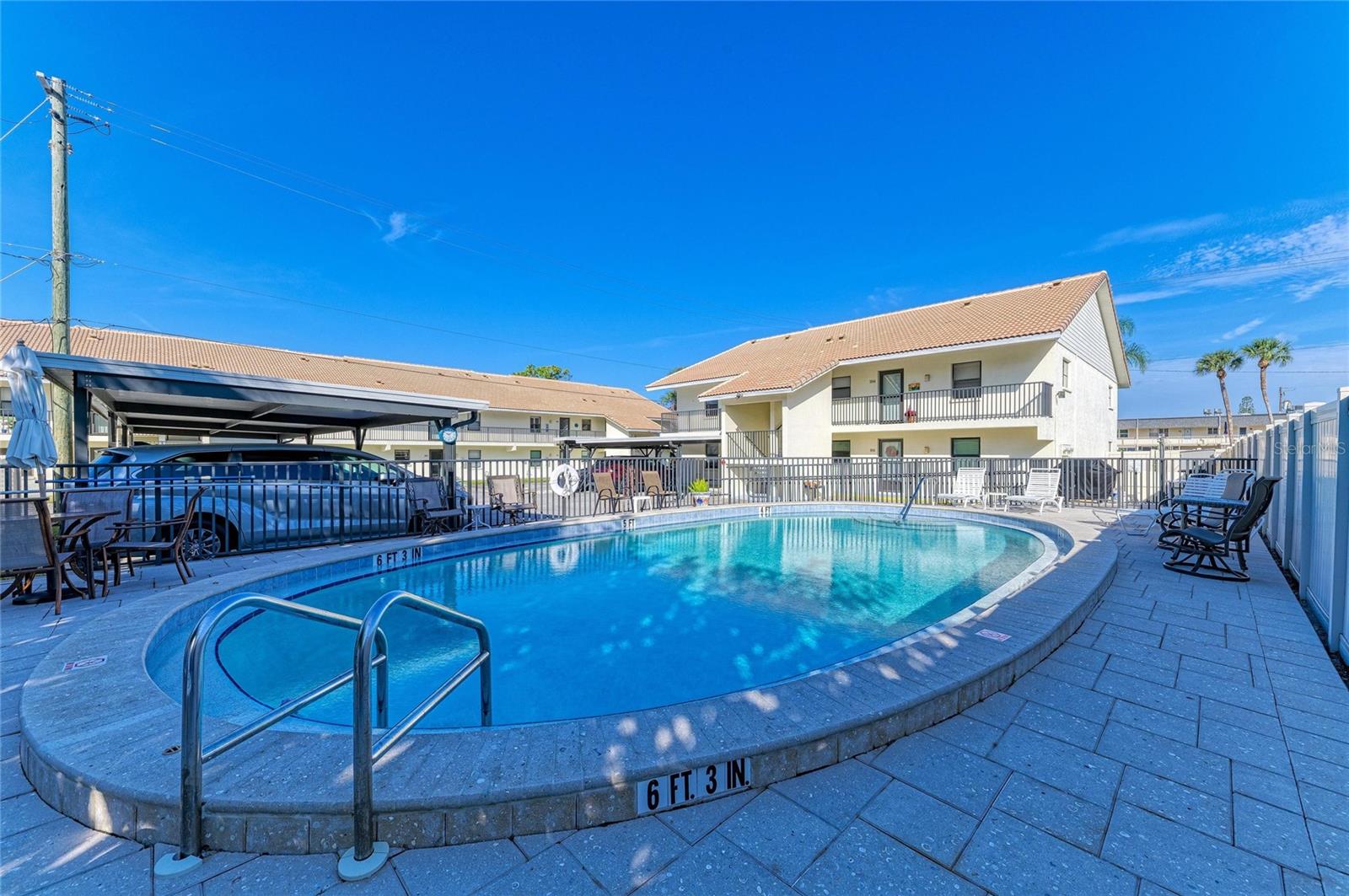 LA BRISA - Residential