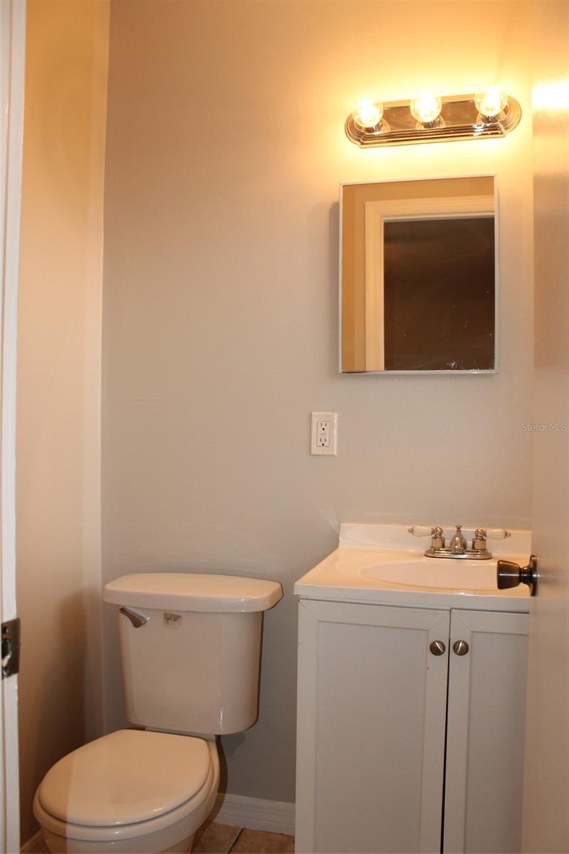 LAKE JEWELL HGTS - Residential Lease
