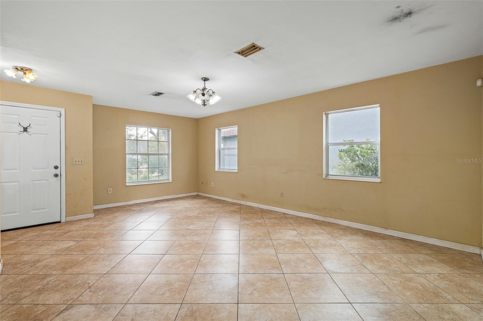 PALM COAST SEC 27 BLK 58 & 59 - Residential