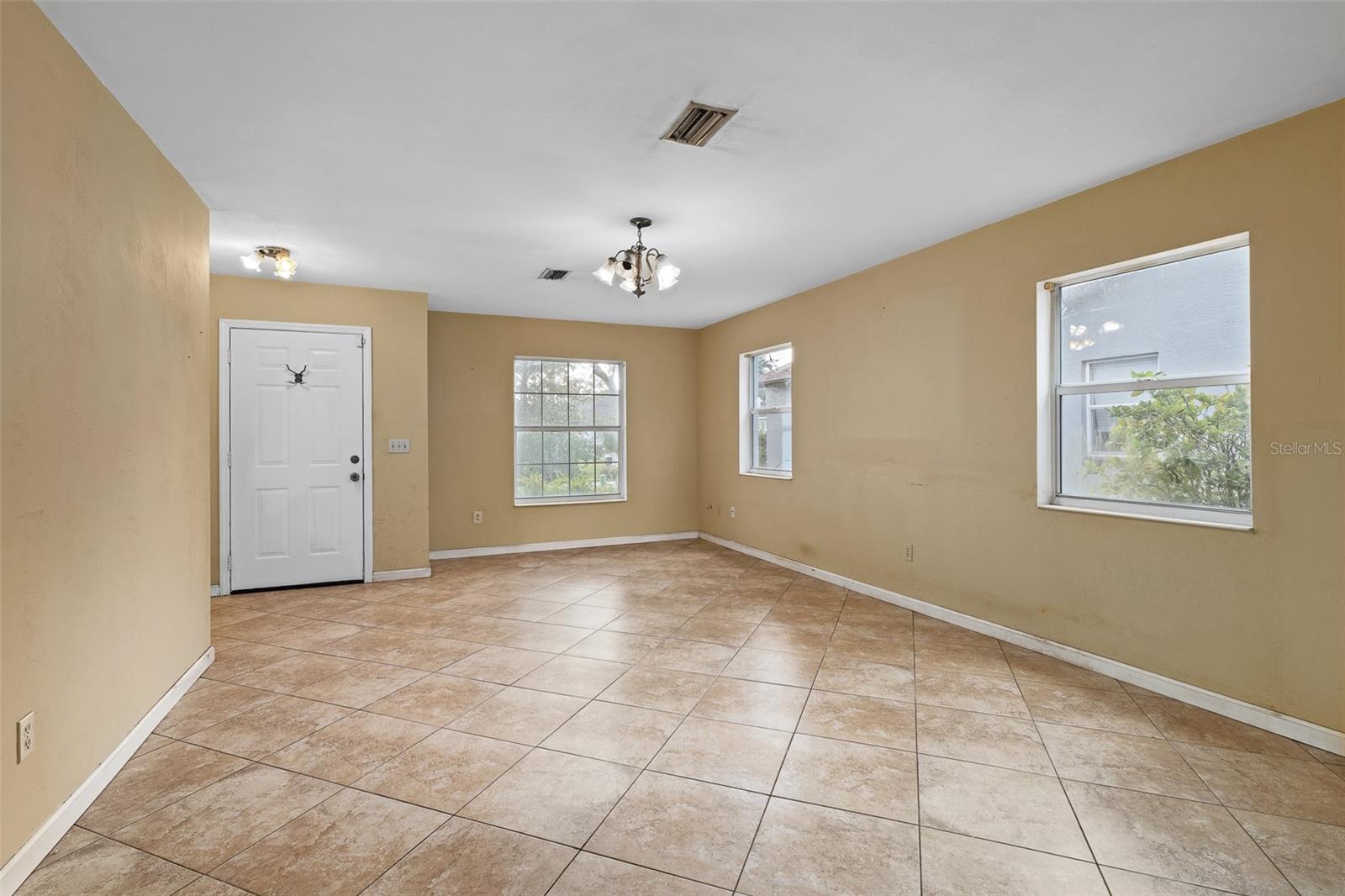 PALM COAST SEC 27 BLK 58 & 59 - Residential