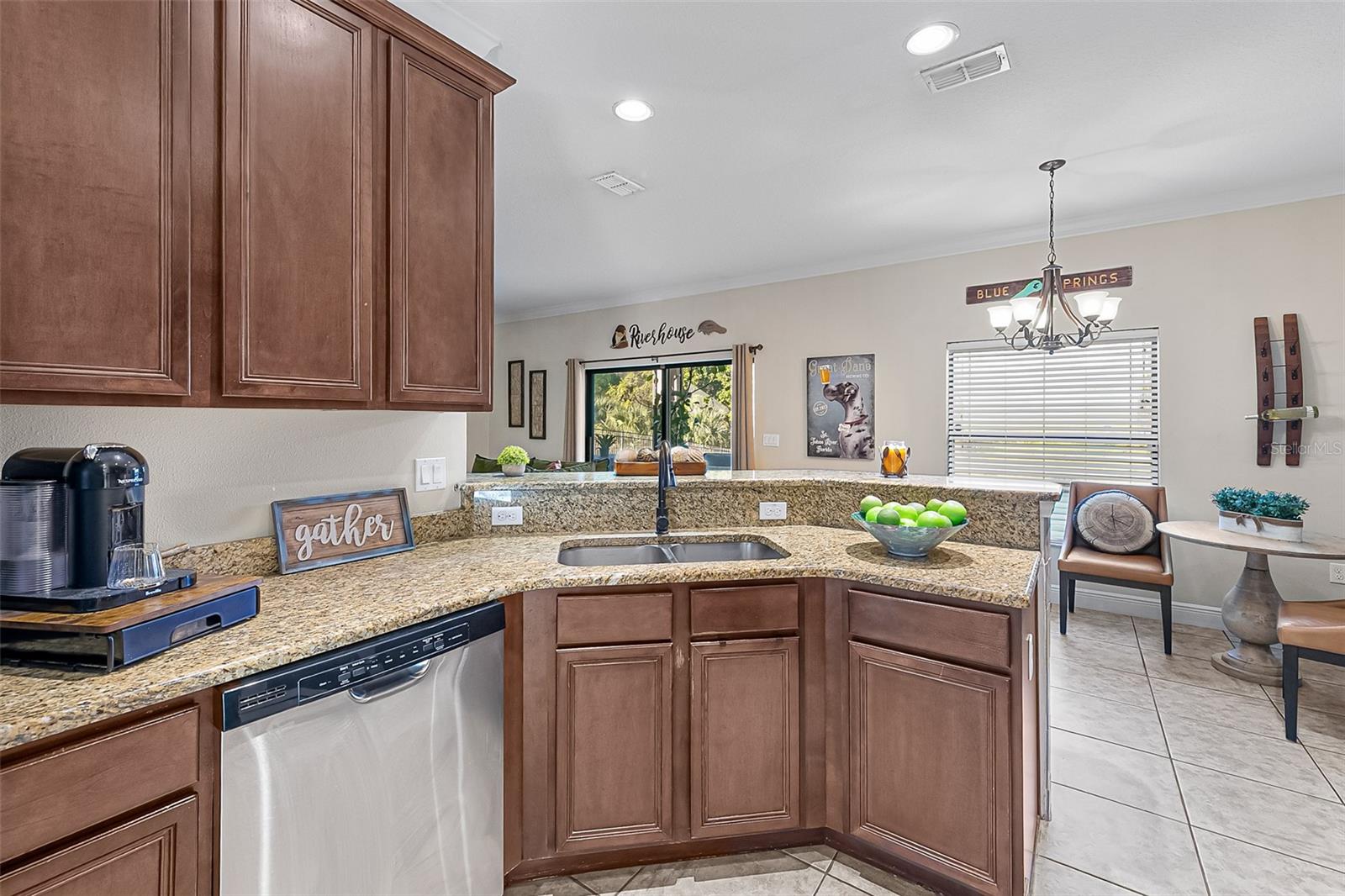 RIVIERA BELLA UN 02B - Residential