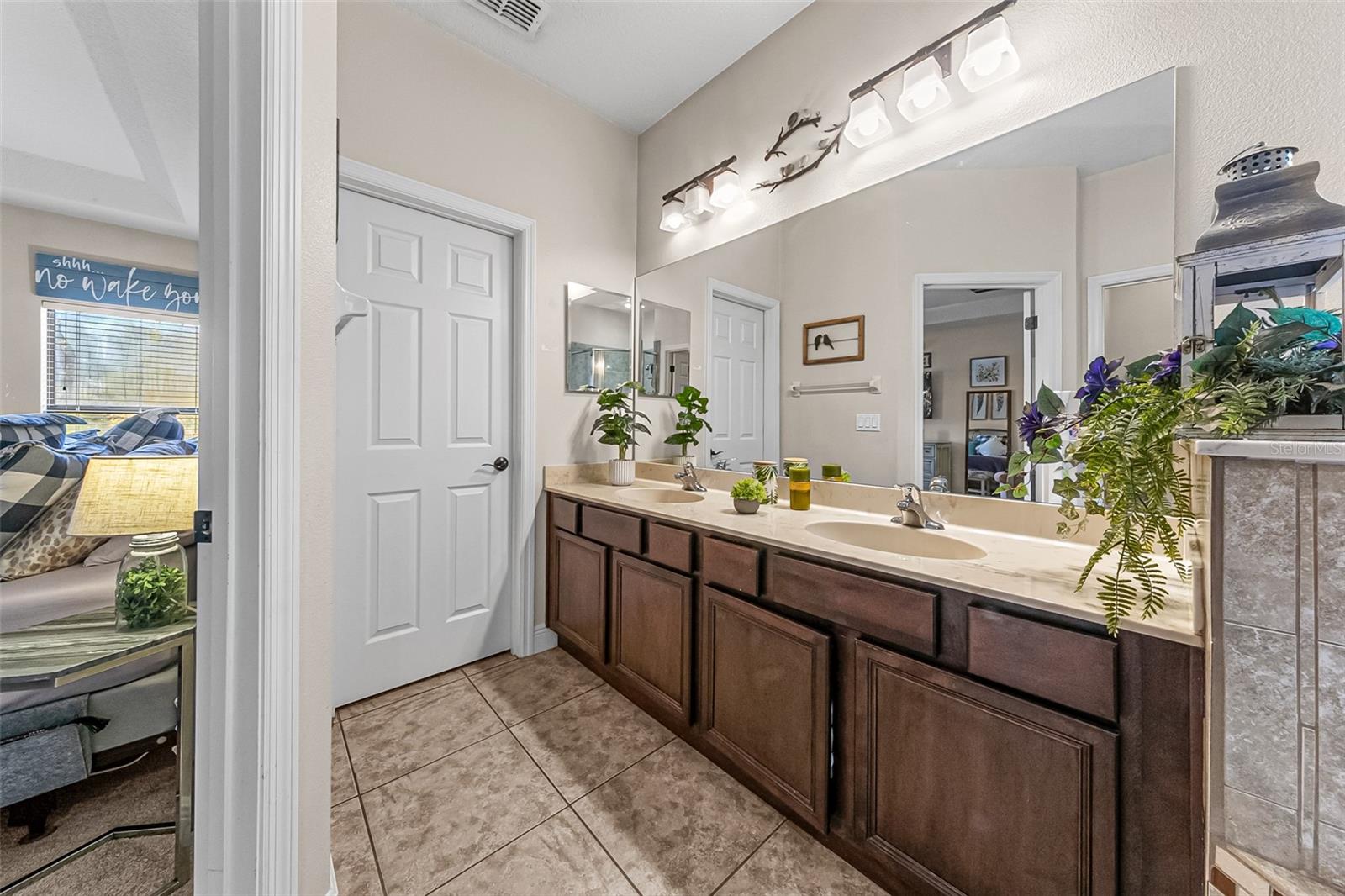 RIVIERA BELLA UN 02B - Residential