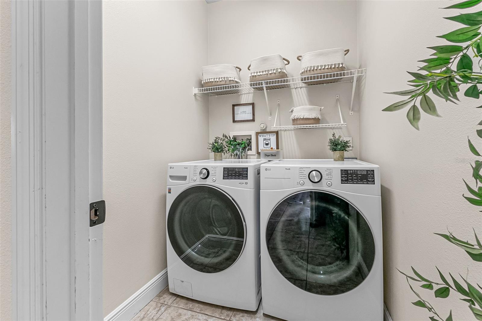 RIVIERA BELLA UN 02B - Residential