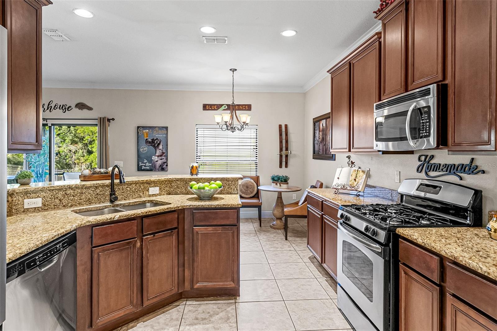 RIVIERA BELLA UN 02B - Residential