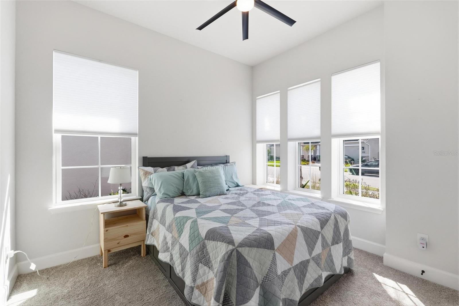 MOSAIC PH 2 - Residential