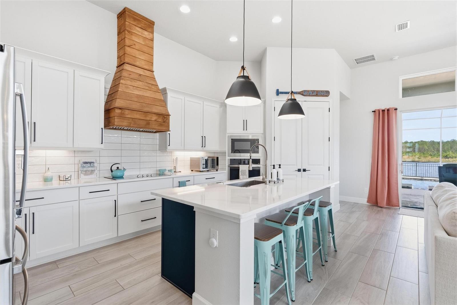 MOSAIC PH 2 - Residential