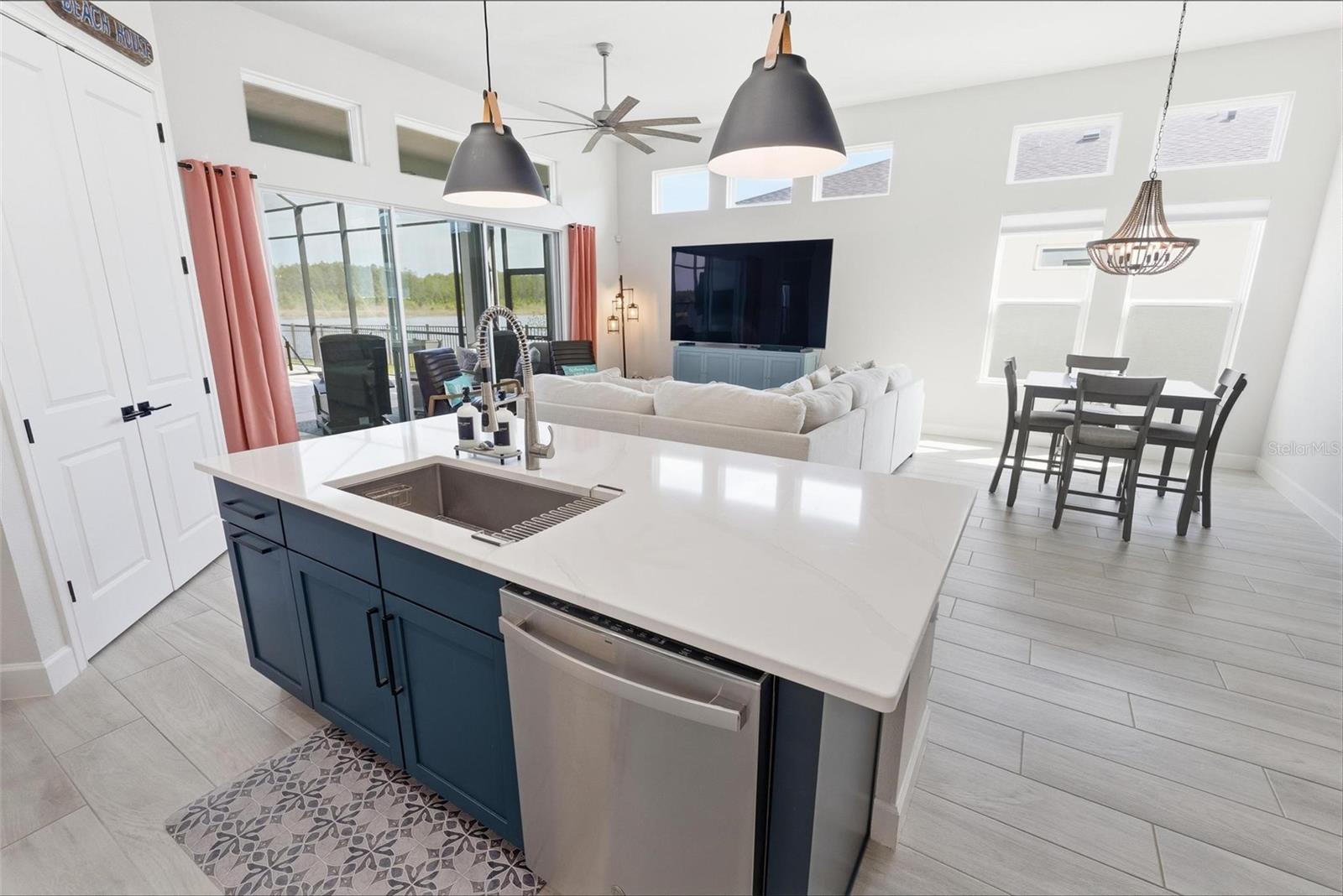 MOSAIC PH 2 - Residential