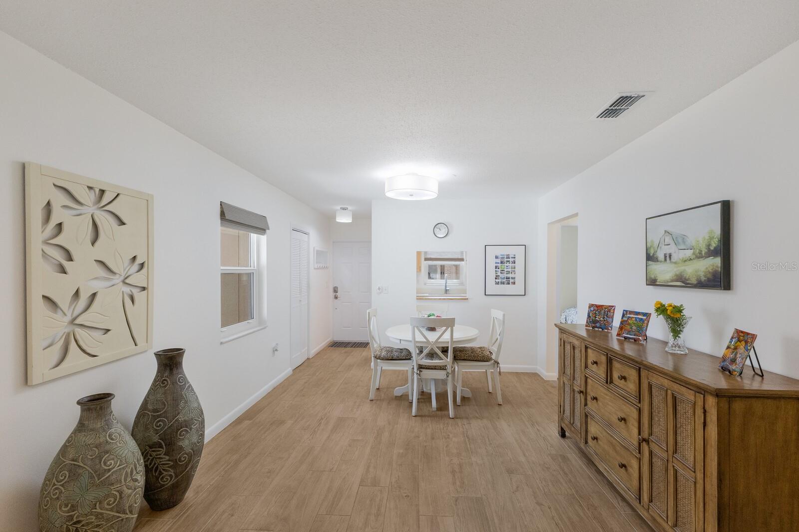 5068 RED OAK PLACE