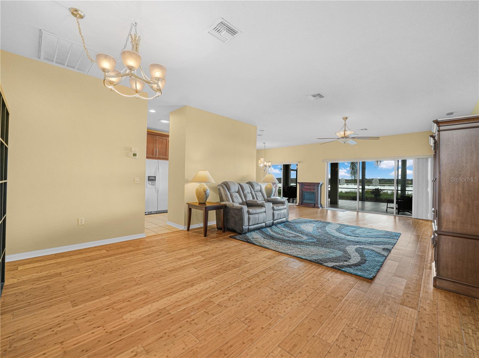 5385 HOGAN LANE