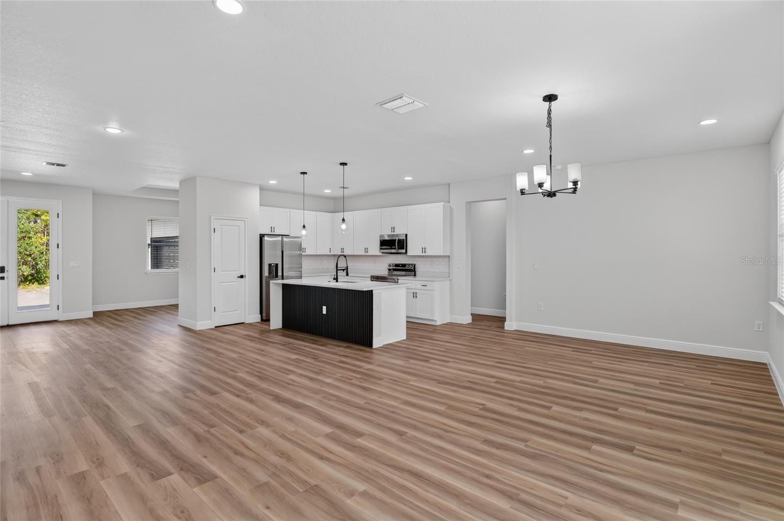 184 LINDER DRIVE