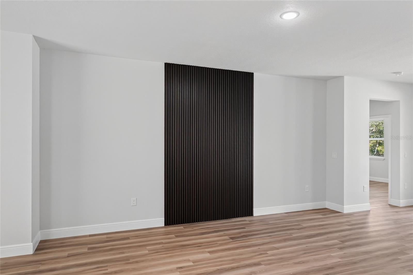 184 LINDER DRIVE