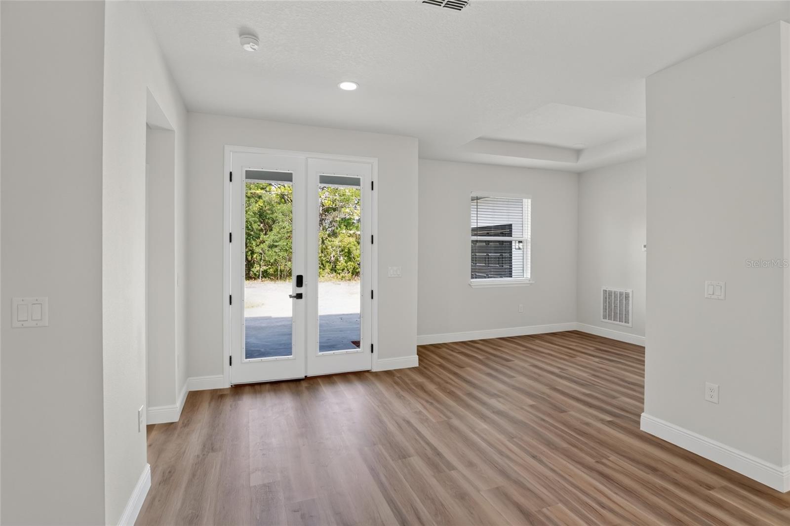 184 LINDER DRIVE