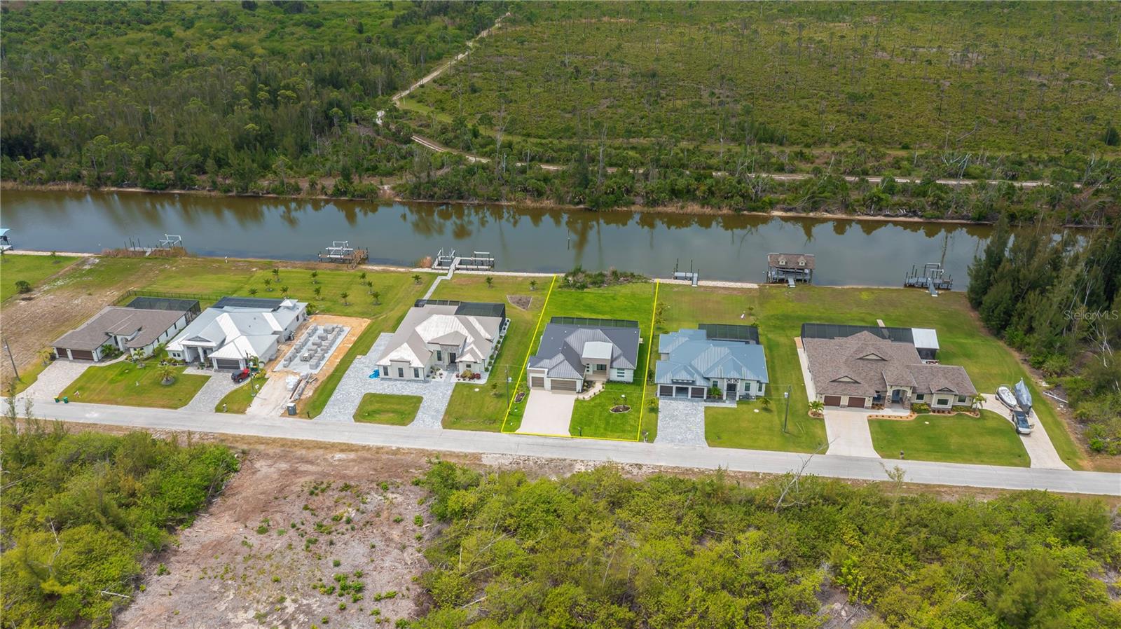 PORT CHARLOTTE SEC 94 01 - Residential