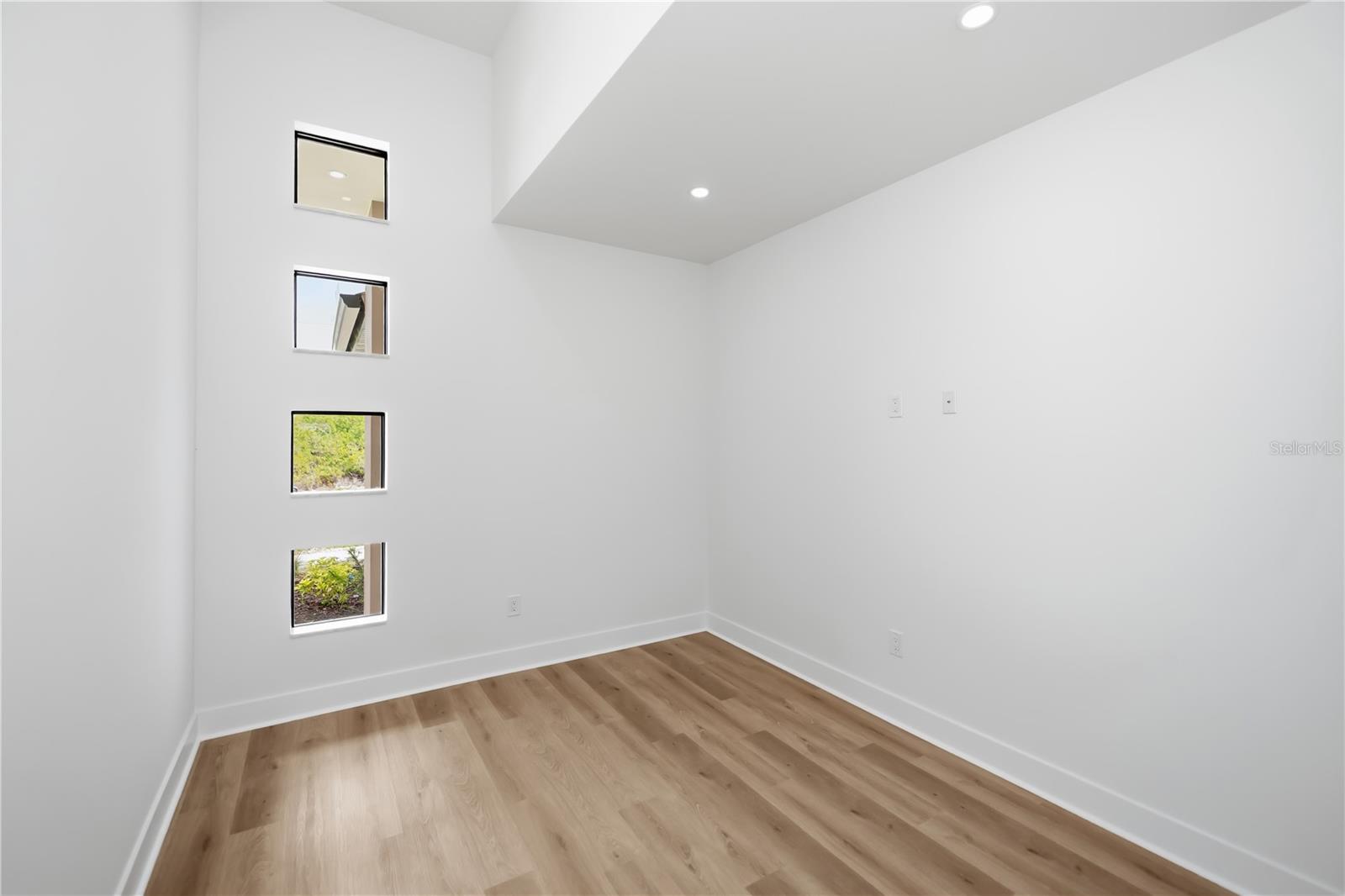 PORT CHARLOTTE SEC 94 01 - Residential