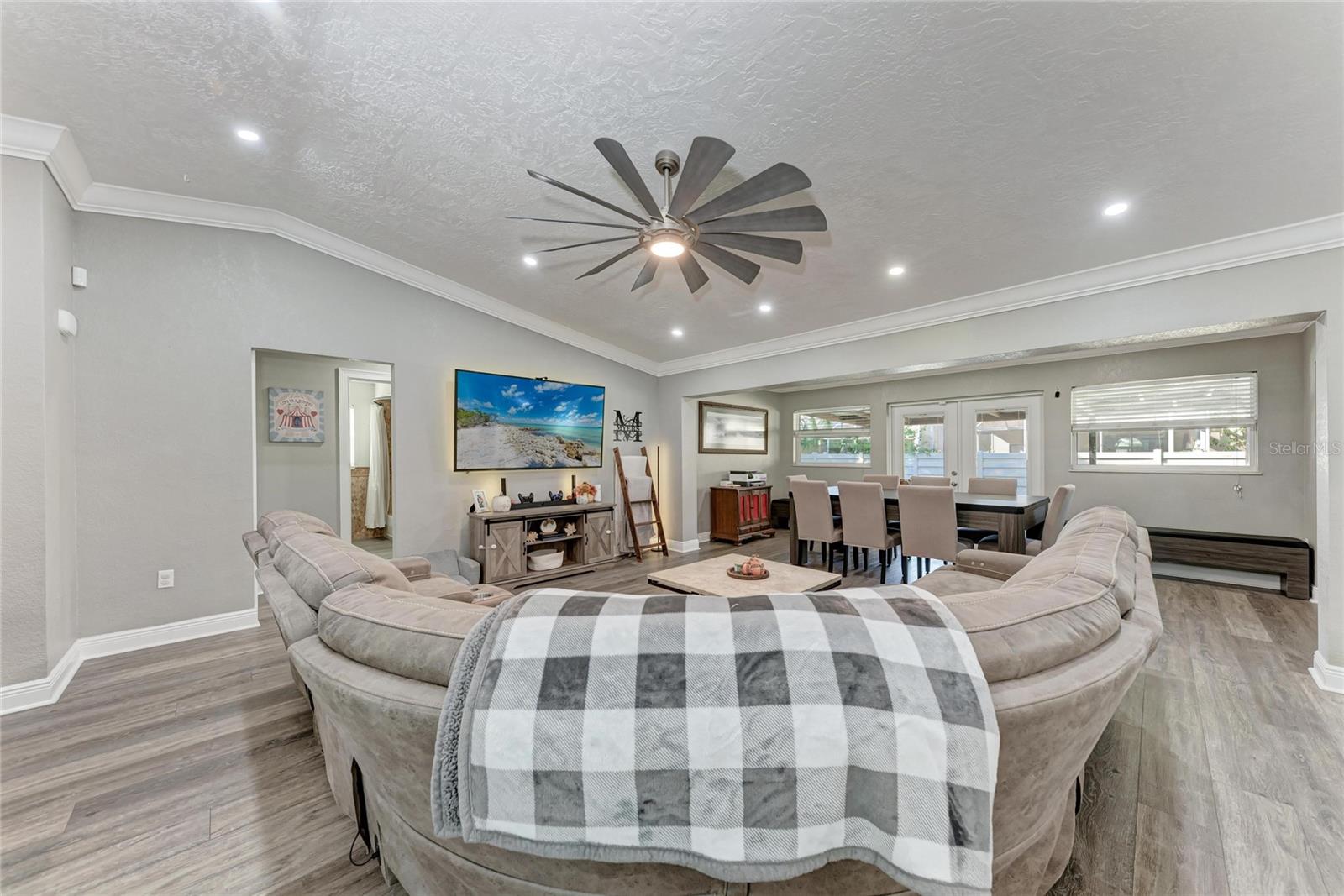 GLENBROOKE III - Residential