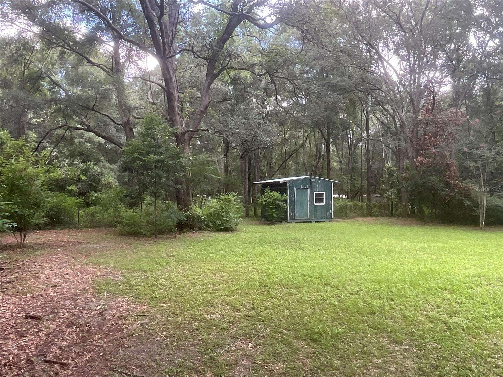 Photo 4 of 25 of 7591 NW 167TH PLACE mobile home