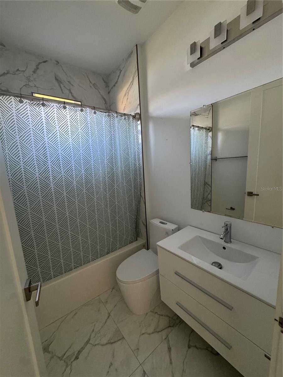 PALM COAST SEC 33 - Residential Lease