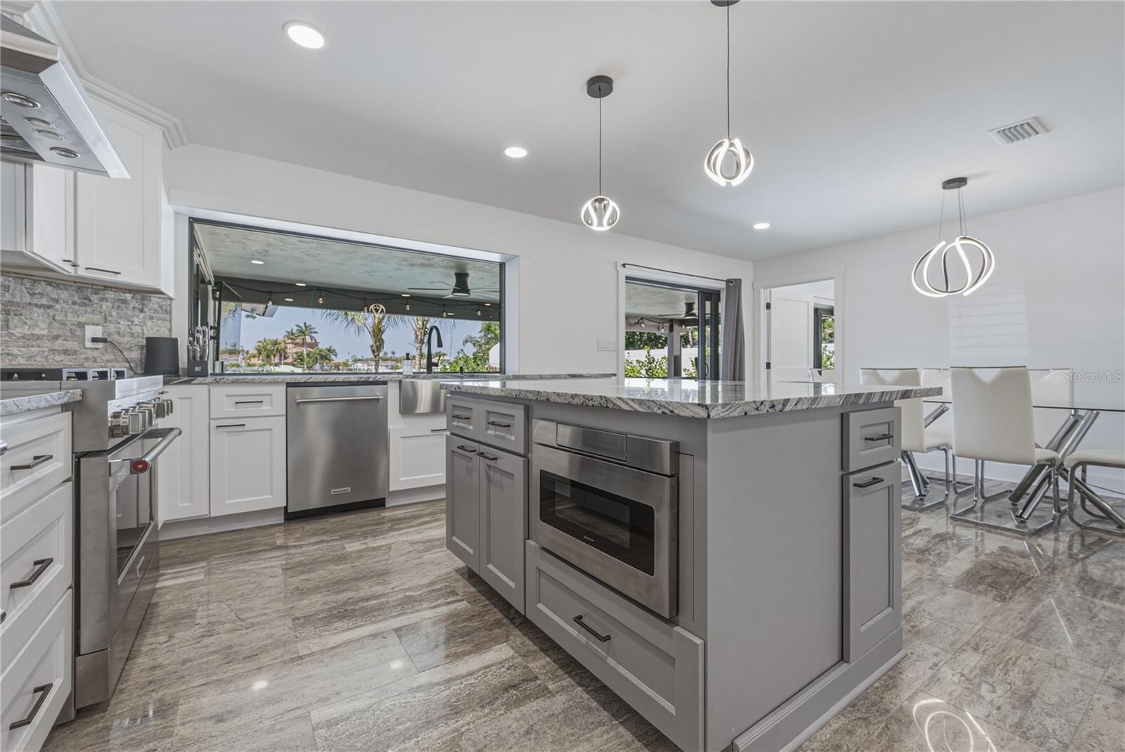 BROADWATER - Residential