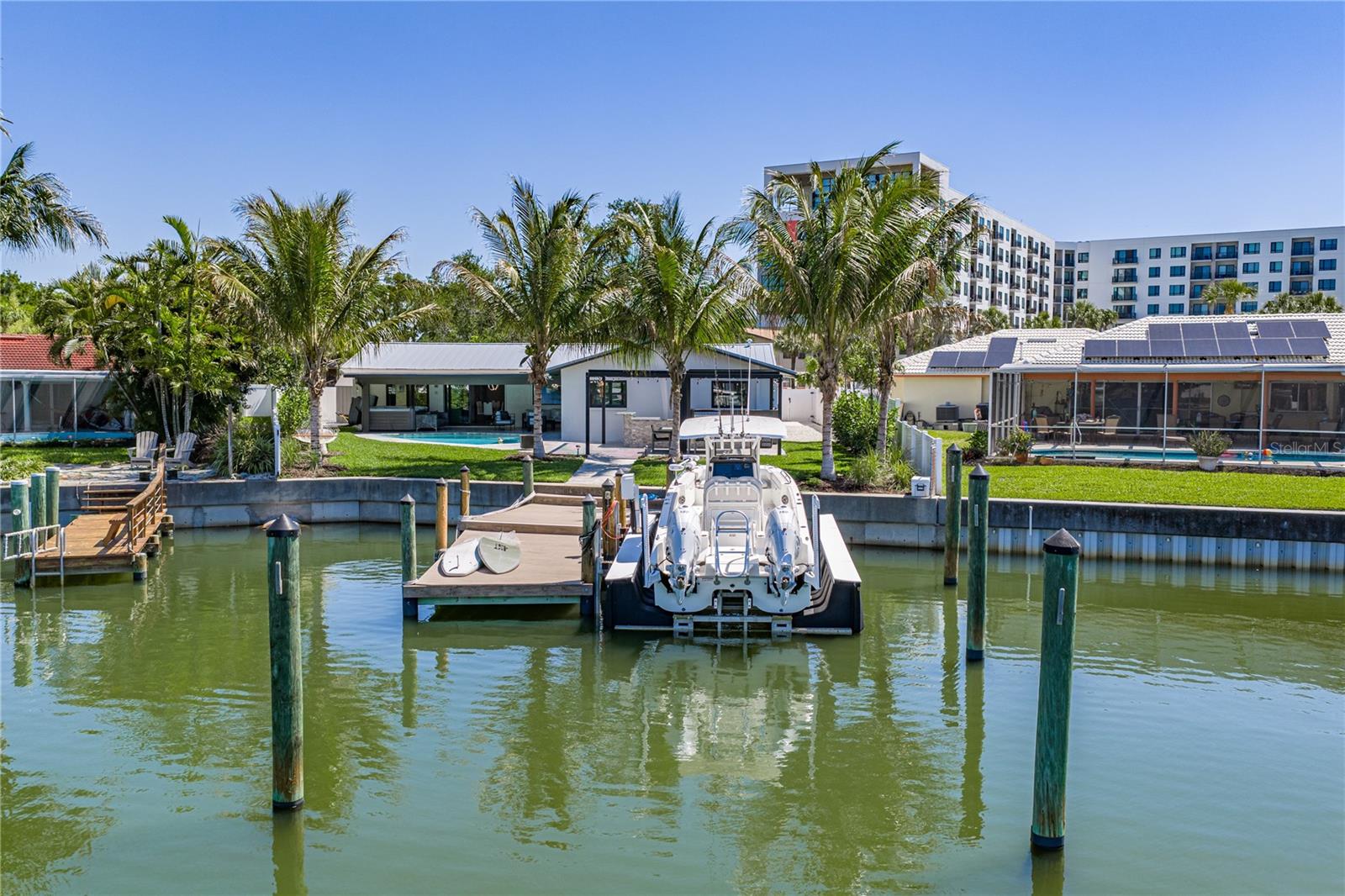 BROADWATER - Residential