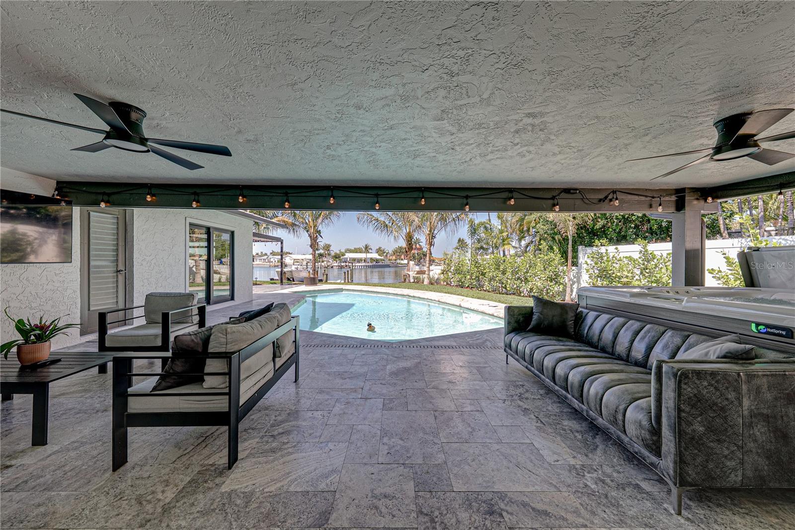 BROADWATER - Residential
