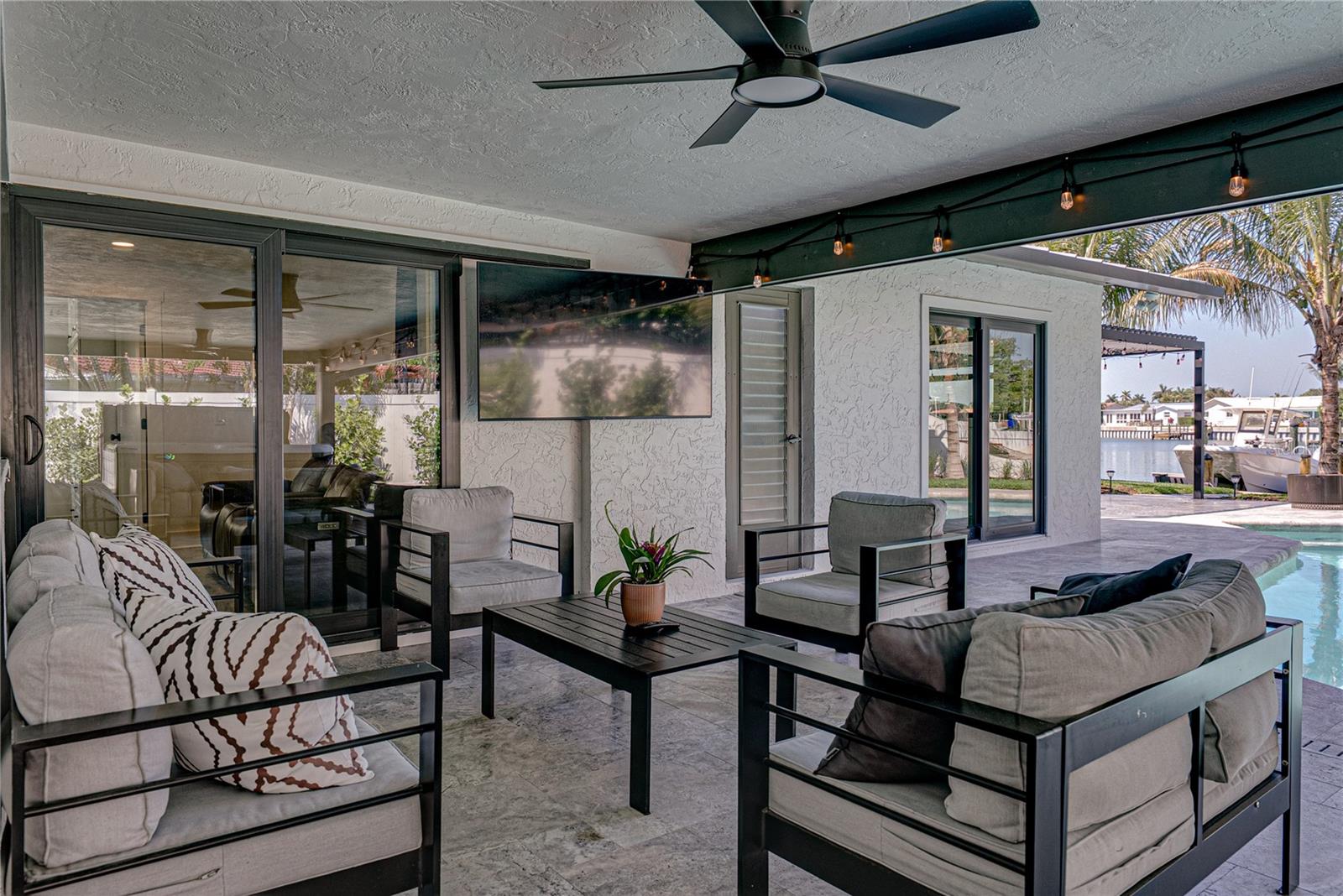 BROADWATER - Residential