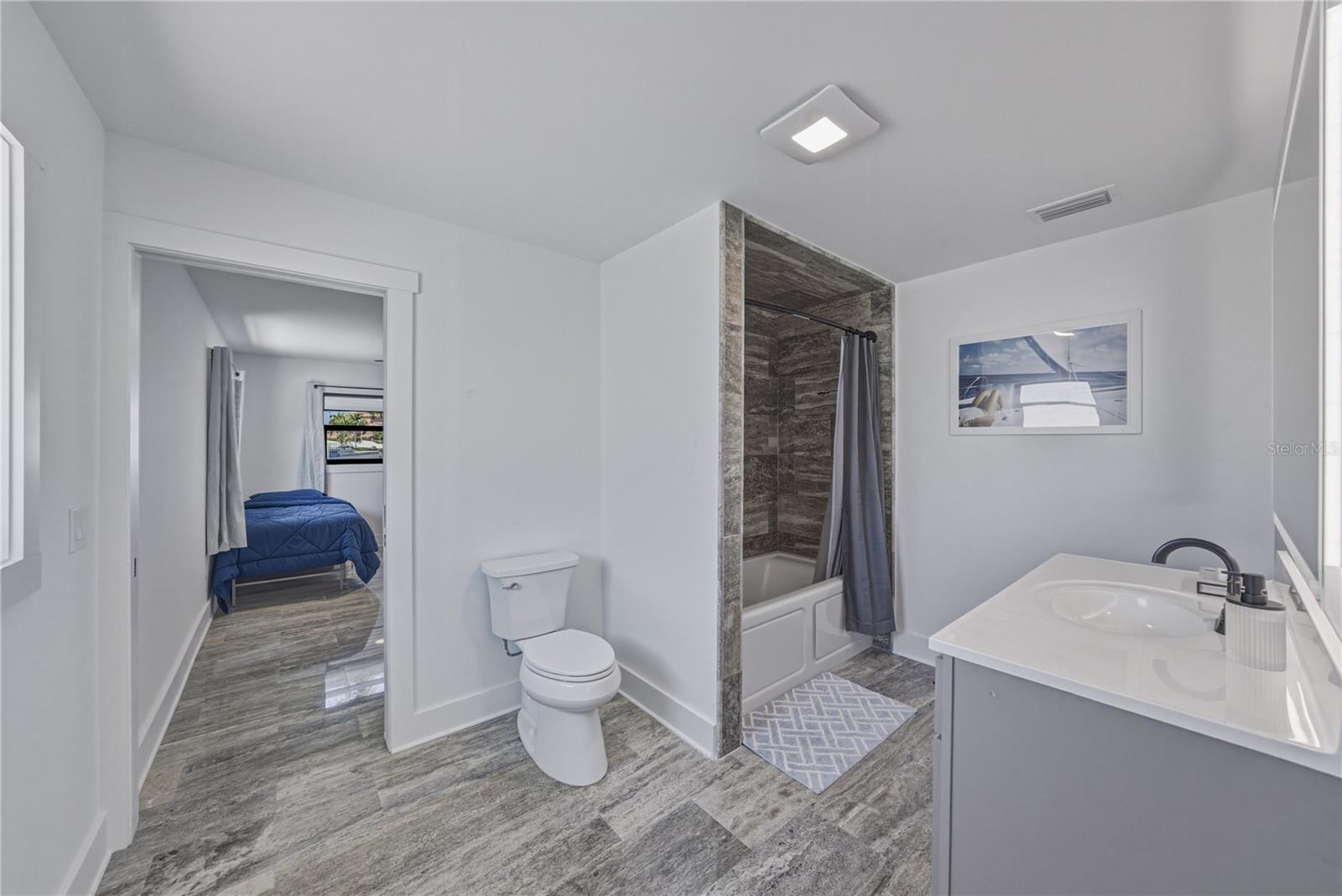 BROADWATER - Residential