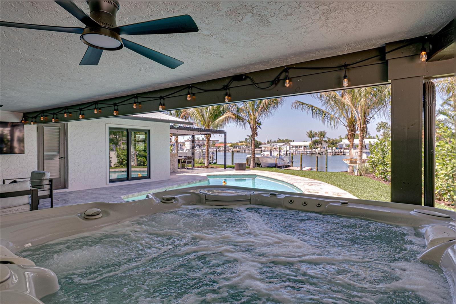 BROADWATER - Residential