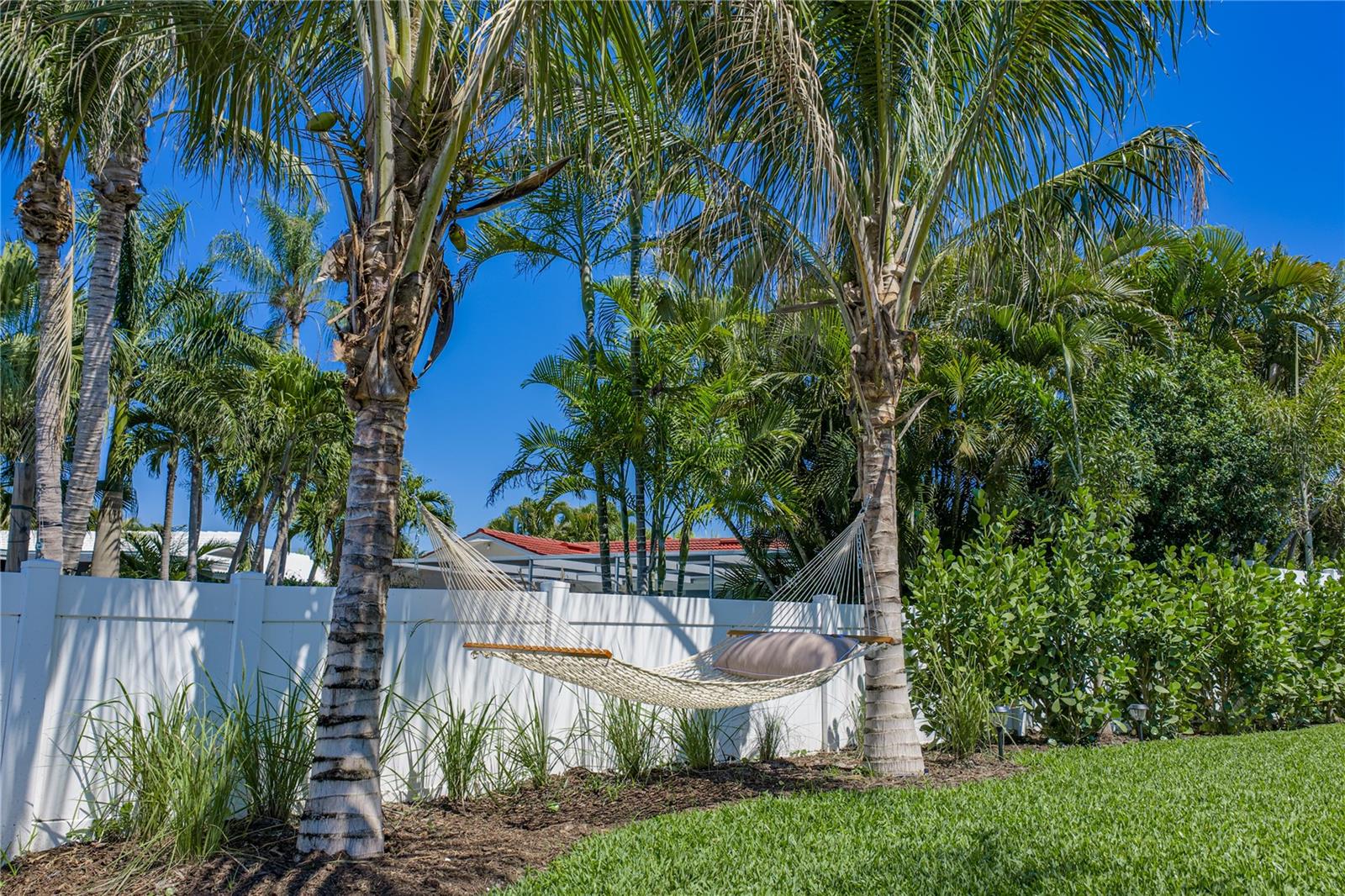 BROADWATER - Residential