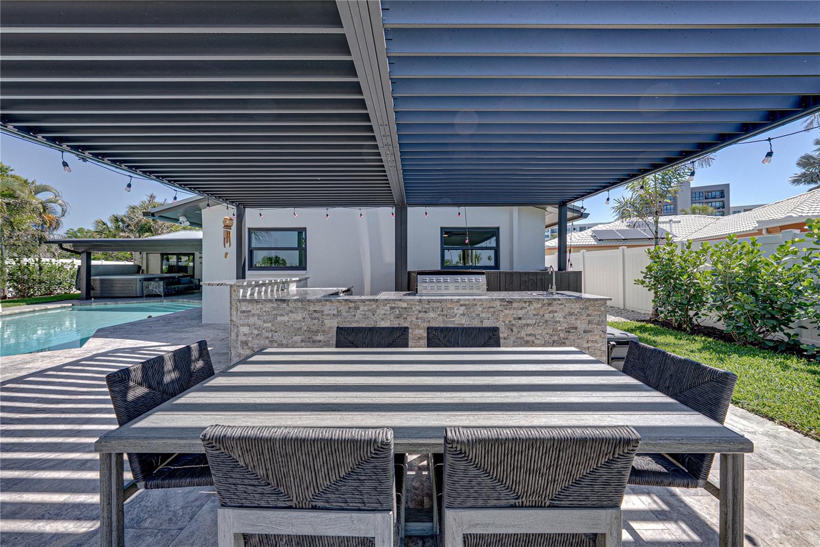 BROADWATER - Residential