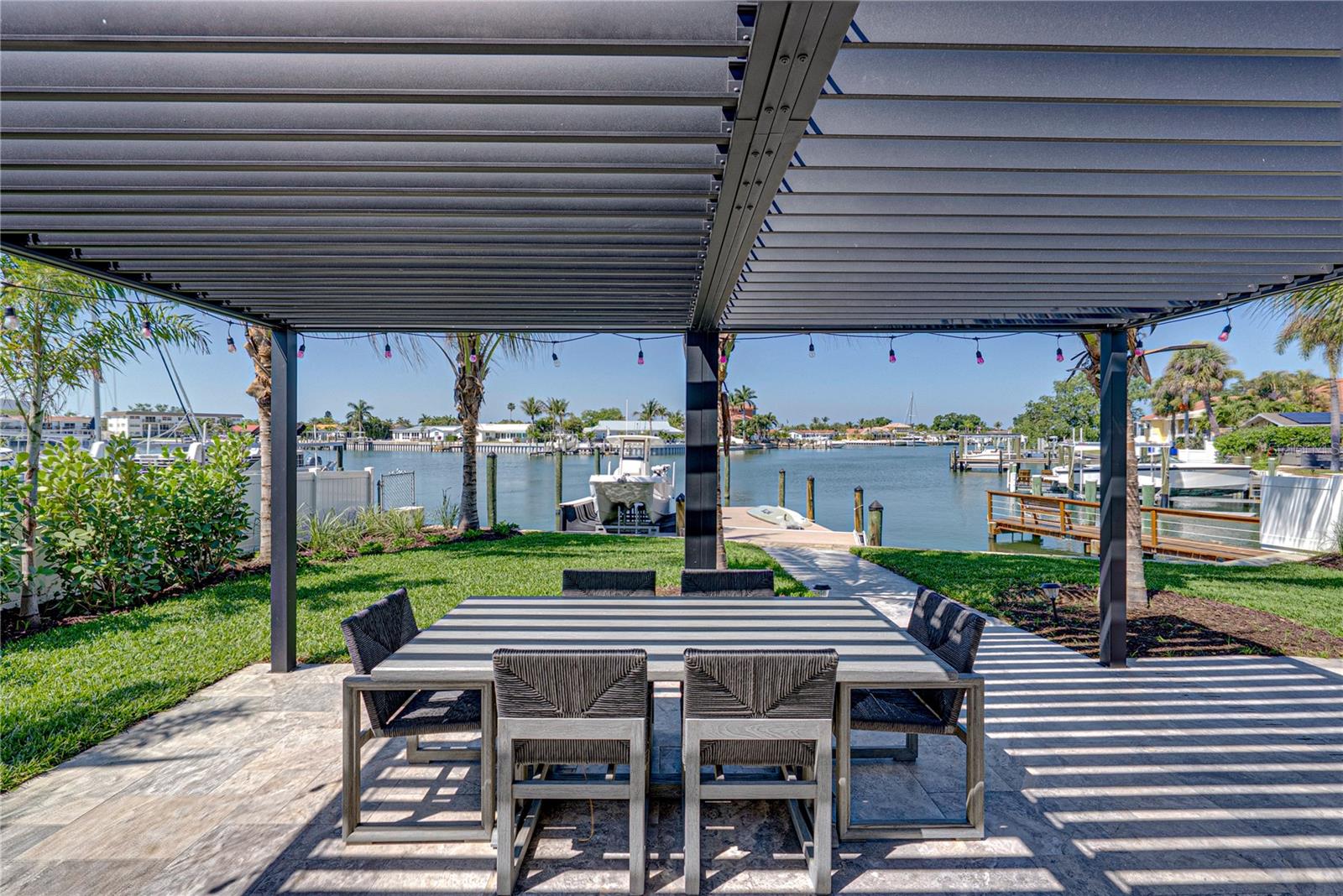 BROADWATER - Residential