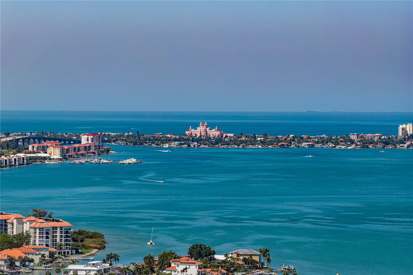BROADWATER - Residential