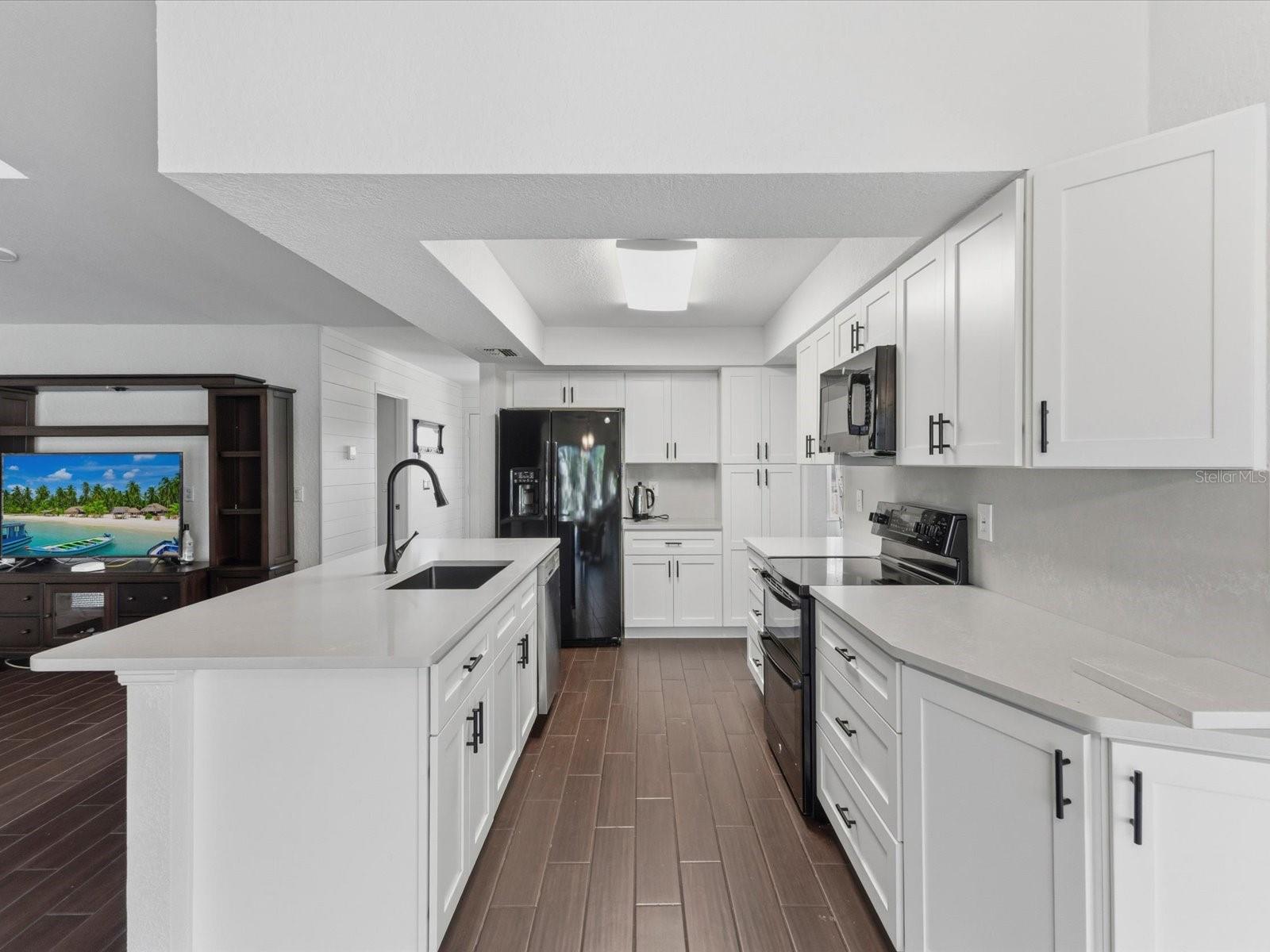 SPRING HILL - Residential