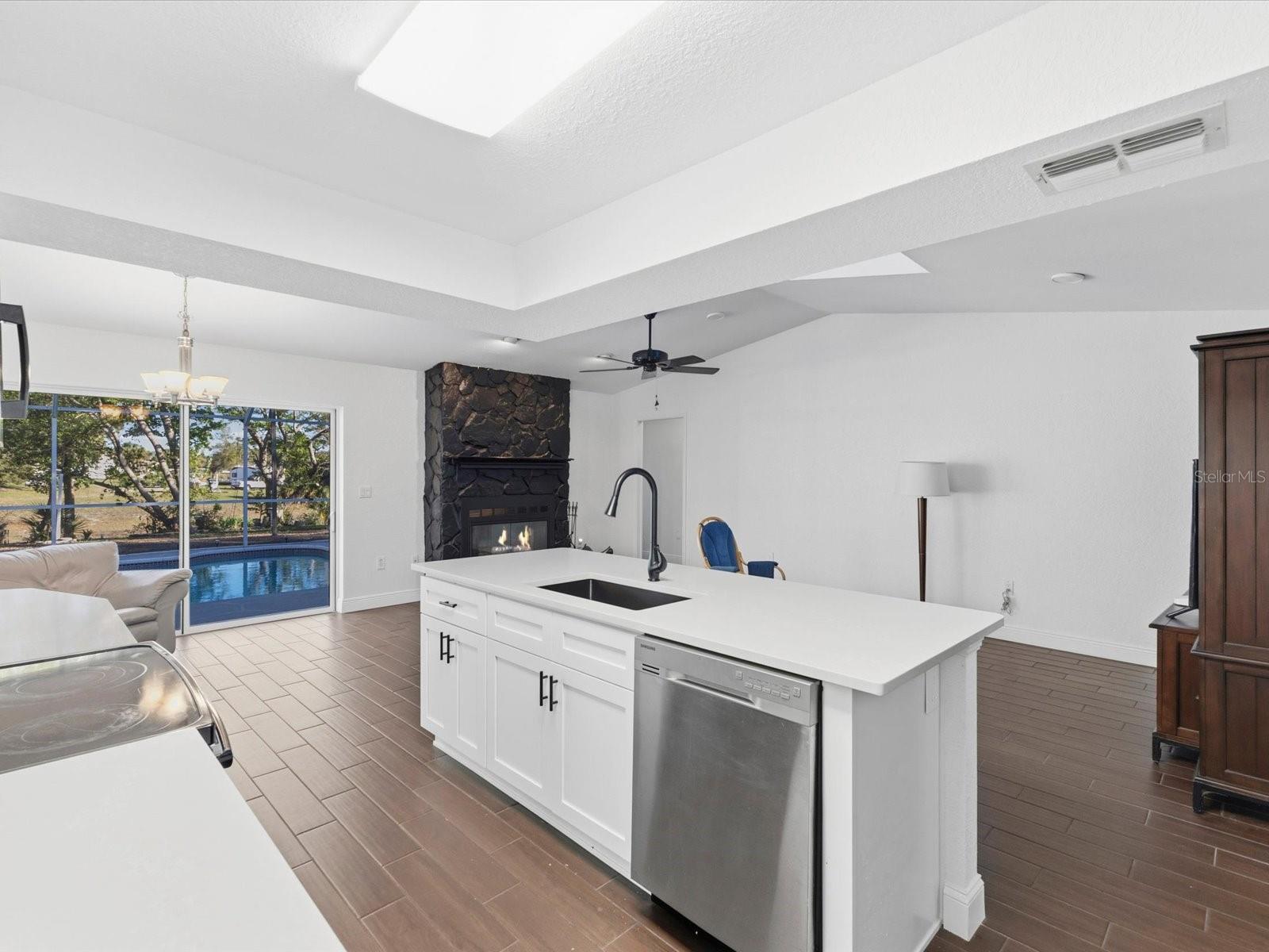 SPRING HILL - Residential