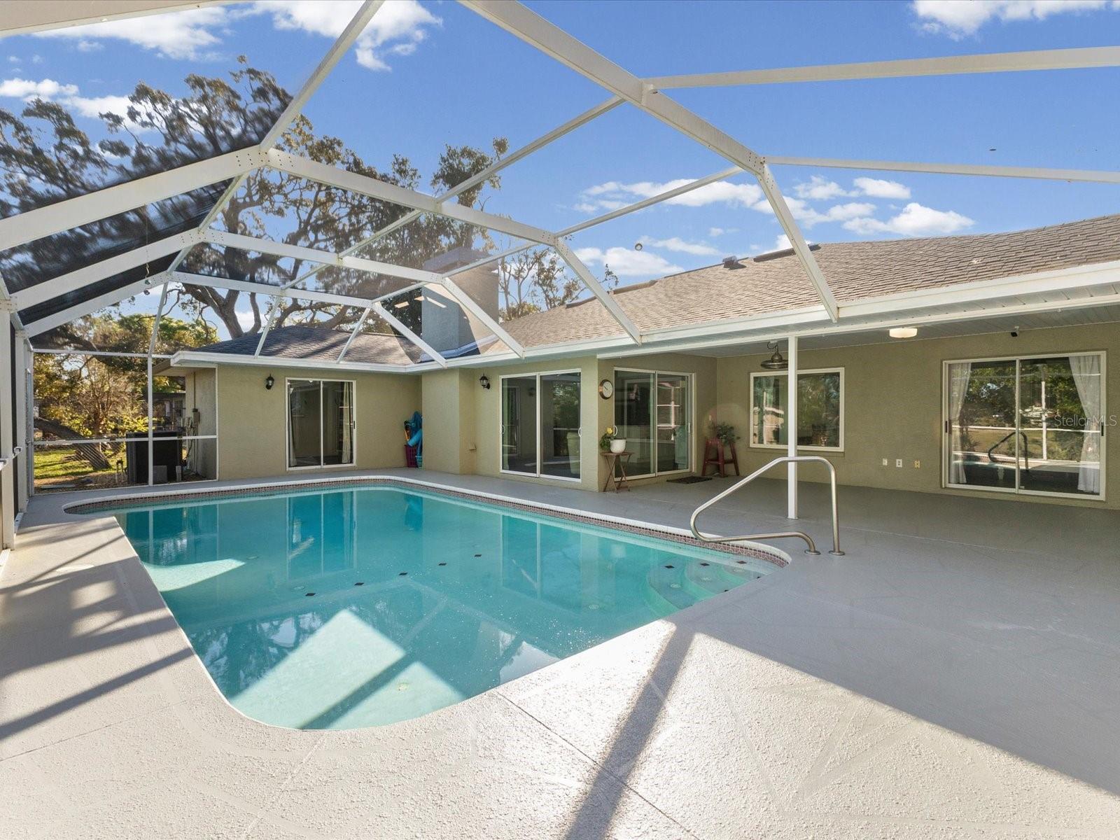 SPRING HILL - Residential