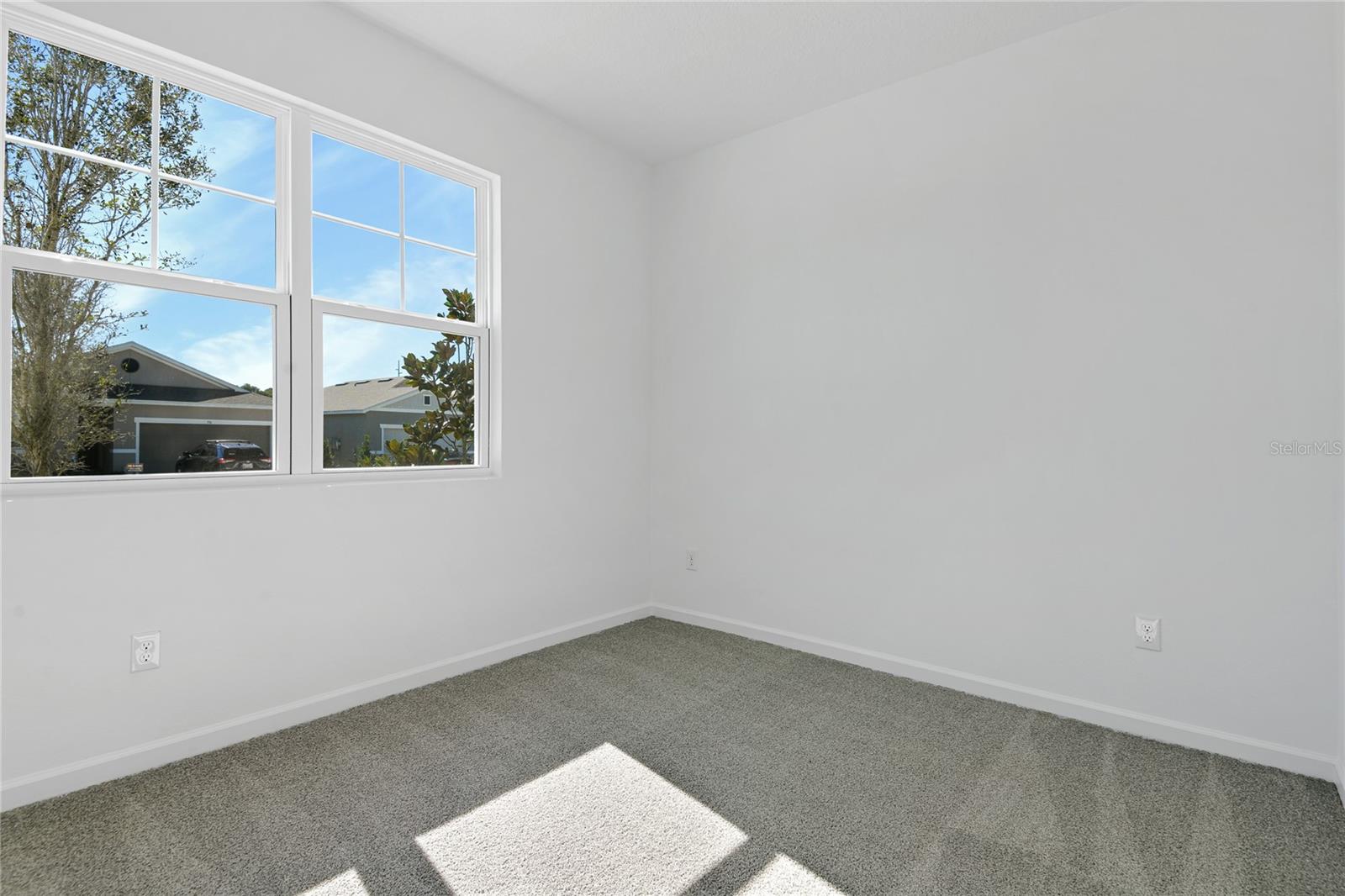 335 ALEXANDRITE STREET