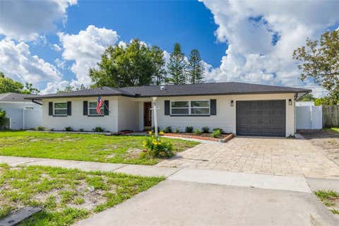 Photo of 1673 Cambridge Drive, Clearwater, FL 33756 (MLS # TB8538694)