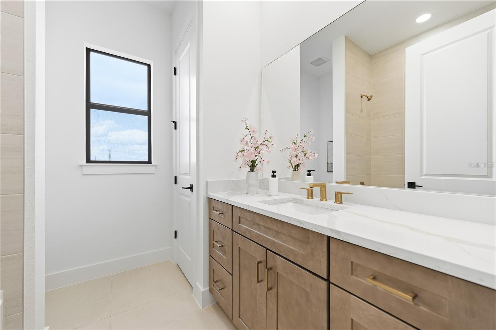 OAKBEND AT WELLEN PARK - Residential