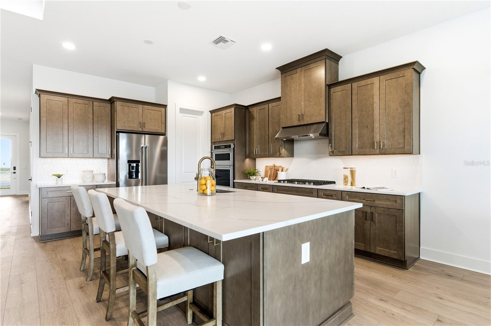 OAKBEND AT WELLEN PARK - Residential