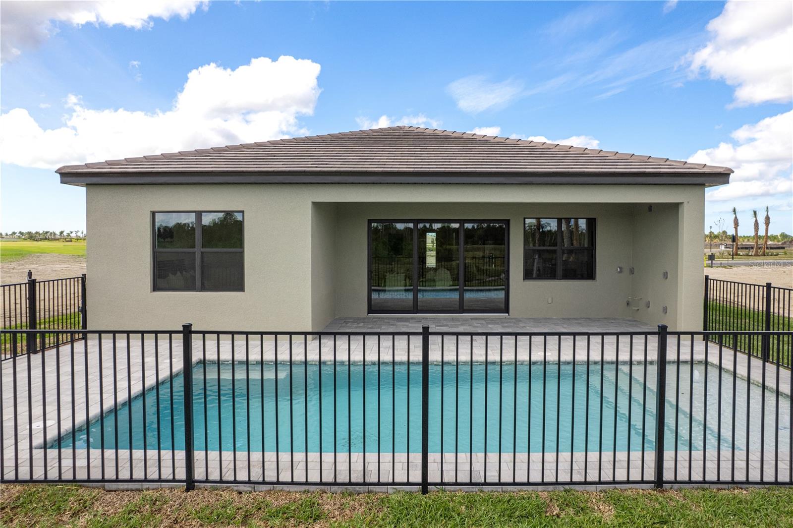 OAKBEND AT WELLEN PARK - Residential