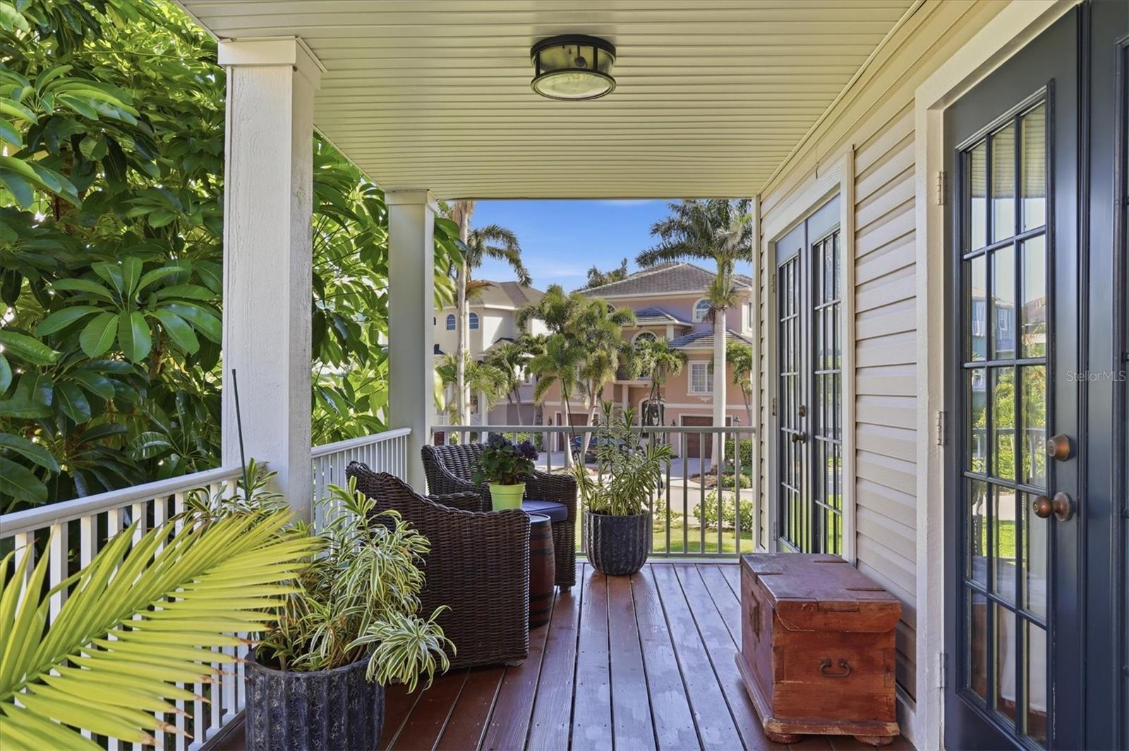 HAWKS HARBOR - Residential