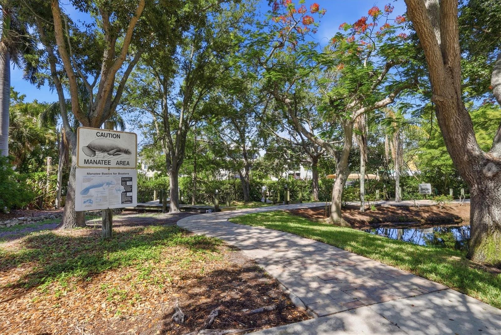 HAWKS HARBOR - Residential