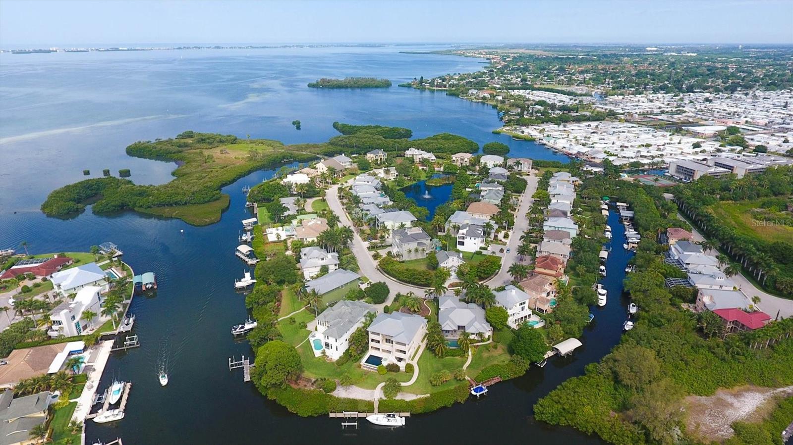 7107 HAWKS HARBOR CIRCLE