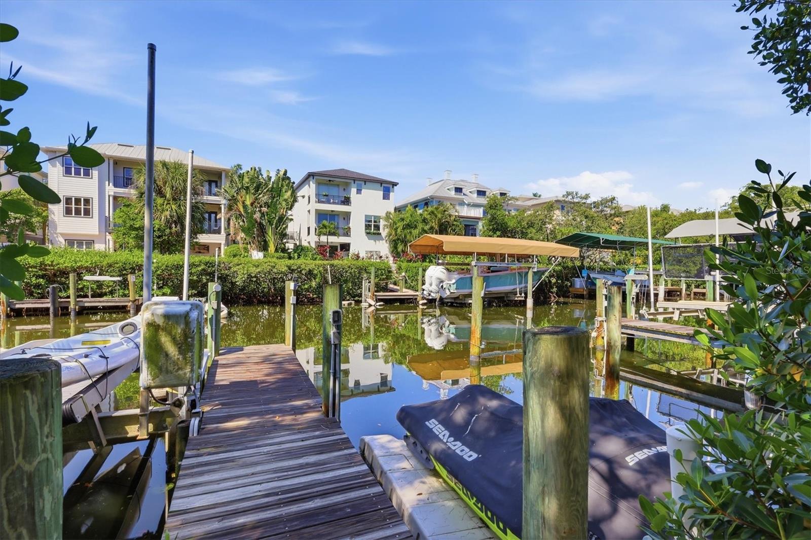7107 HAWKS HARBOR CIRCLE