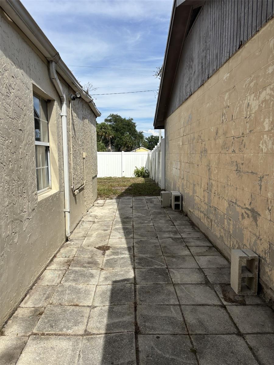 PARKWOOD VILLAGE - Residential Lease