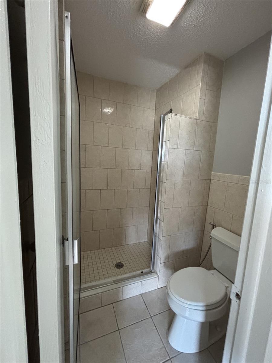 PARKWOOD VILLAGE - Residential Lease