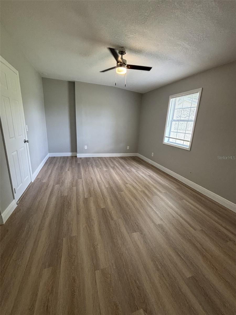 PARKWOOD VILLAGE - Residential Lease